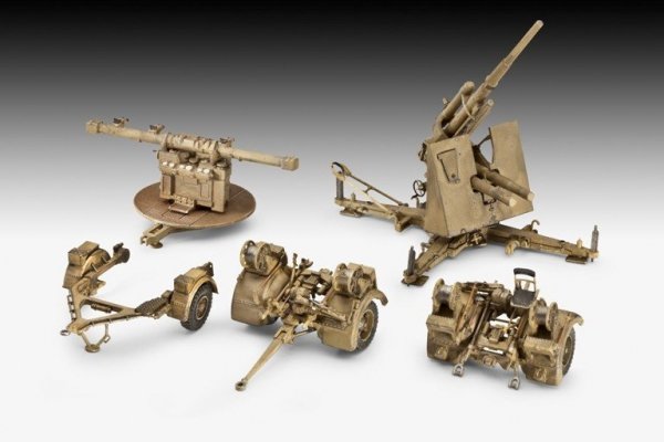 Revell 03174 8,8 cm Flak 36 (Fire Director 40, Sd.Ah. 202 &amp; 52) (1:72)
