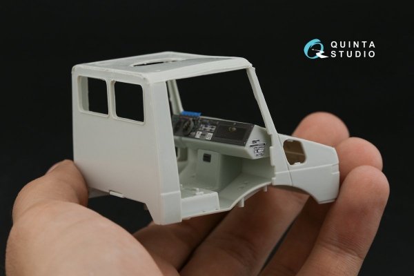 Quinta Studio QD35103 Unimog 435 3D-Printed &amp; coloured Interior on decal paper (Revell) 1/35