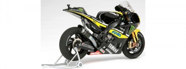 Tamiya 14119 YZR-M1 09 Monster Yamaha Tech3 (1:12)