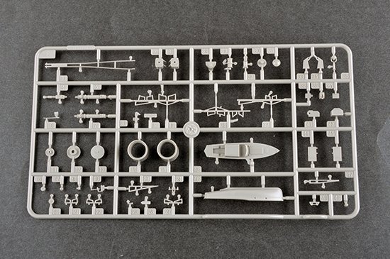 Trumpeter 03714 German Battleship Gneisenau 1/200