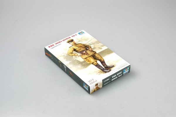Trumpeter 00704 WWII Soviet Officer Vol.2 (1:16)