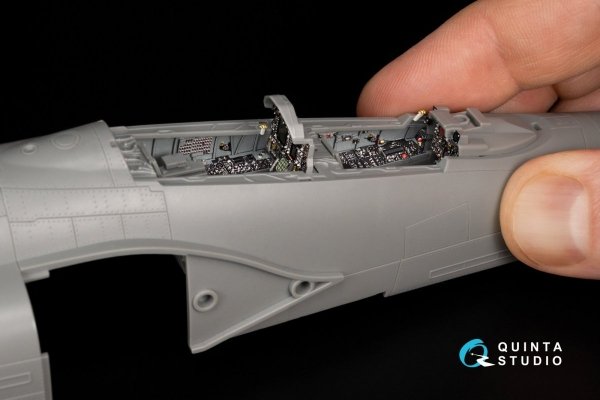 Quinta Studio QD+48341 F-4G early 3D-Printed &amp; coloured Interior on decal paper (Meng) (with 3D-printed resin parts) 1/48