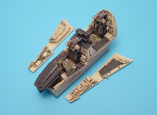 Aires 4220 RF-4B Phantom II cockpit set 1/48 Hasegawa