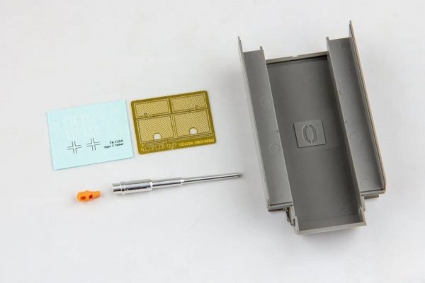 Border Model TK-7204 Tiger I Initial 1/72