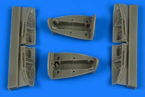 Aires 7366 Beaufighter undercarriage bay 1/72 HASEGAWA