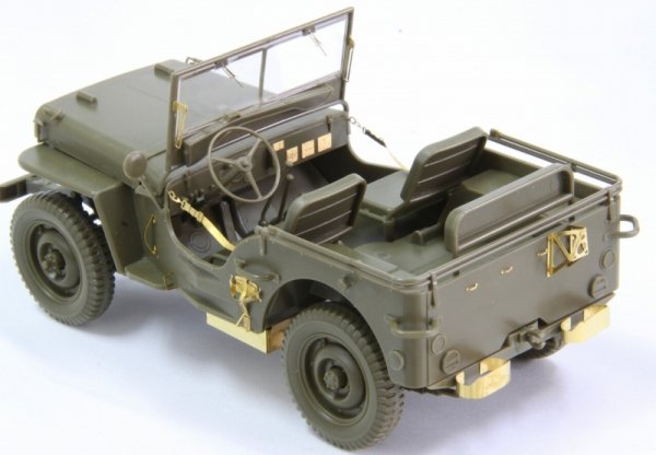 Fine Molds 82101 Extra Detail Set for US Army 1/4-ton 4x4 Truck 1/20