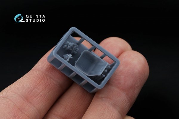 Quinta Studio QT48065 Cockpit Details for the LaGG-3 and La-5 family: Seat, Gunsight and Control Stick (all kits) 1/48