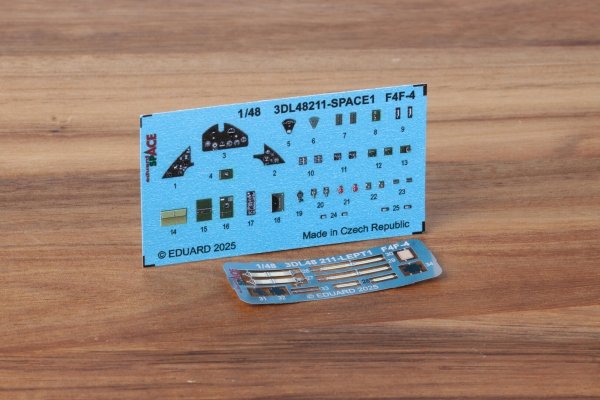 Eduard 3DL48211 F4F-4 SPACE Academy 1/48