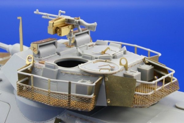 Eduard 36087 ASLAV-25 RV 1/35 Trumpeter