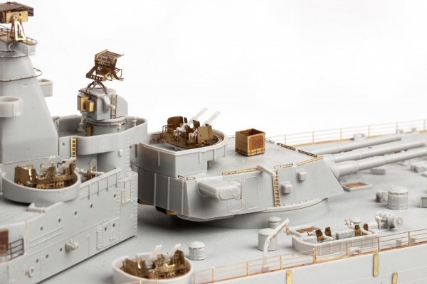 Eduard BIG5371 USS Iowa BB-61 HOBBY BOSS 1/350