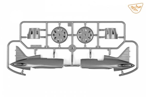 Clear Prop! CP4821 I-16 type 5 (in the sky of Spain early version) STARTER KIT 1/48