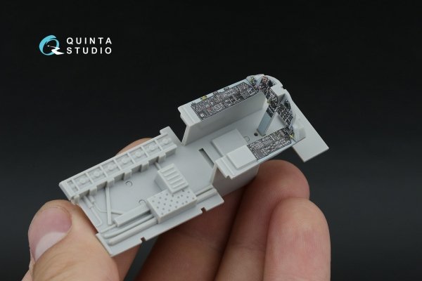 Quinta Studio QDS-48597 F-15A/F-15C Early/F-15J Early 3D-Printed &amp; coloured Interior on decal paper (Hasegawa) (Small version) 1/48