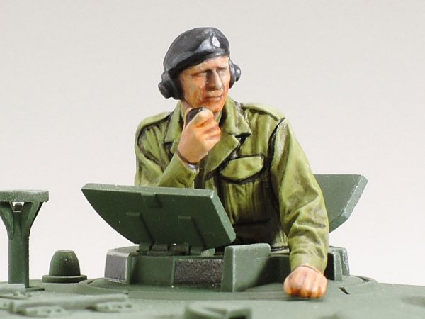 Tamiya 32594 British Tank Churchill Mk. VII Crocodile (1:48)