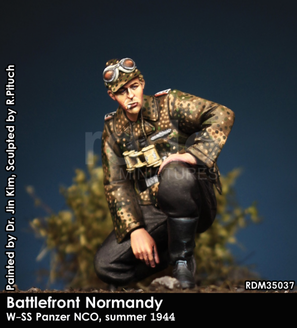 RADO Miniatures RDM35037 W-SS Panzer NCO, summer 1944 1/35