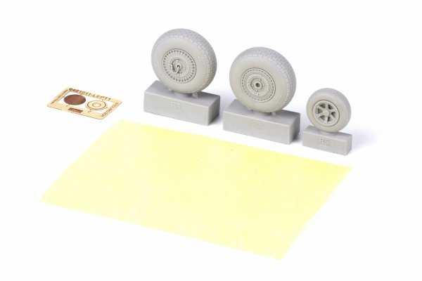 Eduard 6481011 B-26B wheels ICM 1/48