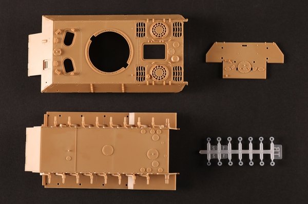 Hobby Boss 84831 German PzBeobWg V Ausf.A 1/48