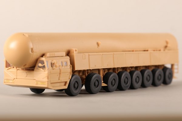 Hobby Boss 82964 DF-61 ICBM 1/72