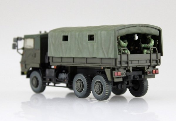 Aoshima 01209 JGSDF Type 73 Truck w/Figures 20pcs 1/72