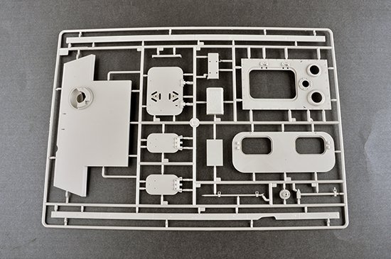 Trumpeter 00929 German Sd.Kfz.171 Panther Ausf.G - Late Version 1/16
