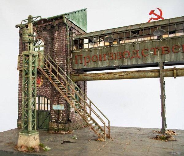 RT-Diorama 35305 Diorama-Base: Gun Factory &quot;Barrikaden&quot; 1/35