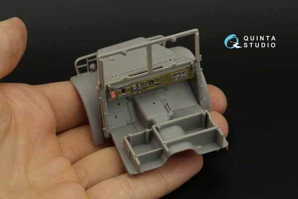 Quinta Studio QD35061 Dodge M37 3D-Printed &amp; coloured Interior on decal paper (Roden) 1/35