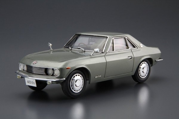 Aoshima 05524 TOYOTA E70 COROLLA Sedan GT/DX 81 (1/24)