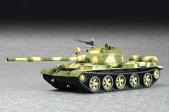 Trumpeter 07147 Russian T-62 Main Battle Tank Mod.1972 1/72