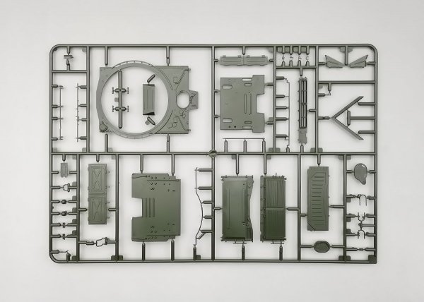Amusing Hobby 35A050 Russian Main Battle Tank T-90A FULL INTERIOR 1/35