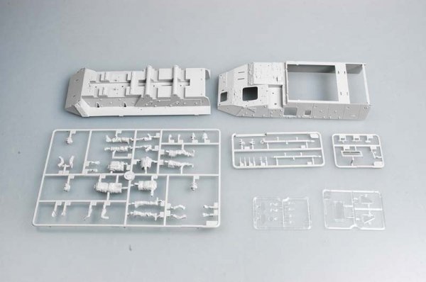 Trumpeter 00398 United State Army M1131 Stryker FSV (1:35)
