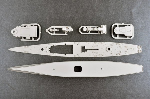 Trumpeter 06740 USS Hawaii CB-3 1/700