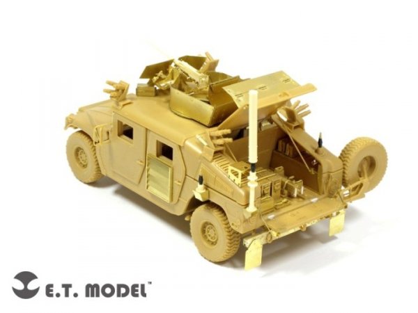 E.T. Model E35-074 US ARMY M1114 HUMVEE Basic (For BRONCO Kit) (1:35)