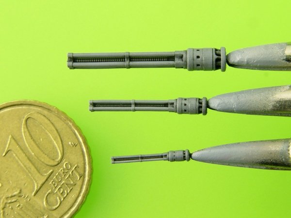 Master AM-72-110 Mi-24 (Hind D/E) - JakB-12.7 machine gun barrel and DUAS probe (metal and resin parts) 1:72