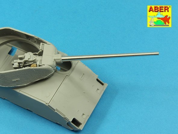 Aber 35L-206 Armament for Soviet Medium Tank T44M 85mm ZiS-S-53 x1pcs.; 7,62mm DTM machine gun x 1pcs (1:35)