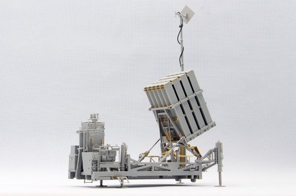 Trumpeter 01092 Iron Dome Air Defense System 1/35