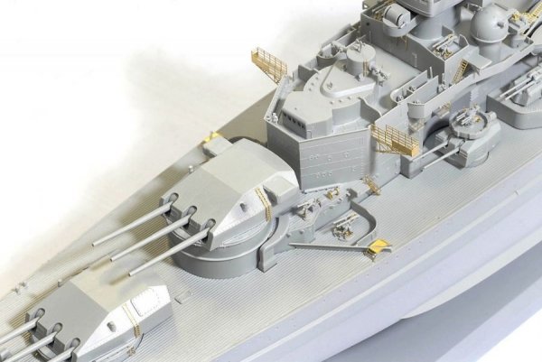 Dragon 1036 German Battleship Scharnhorst 1941 1/350