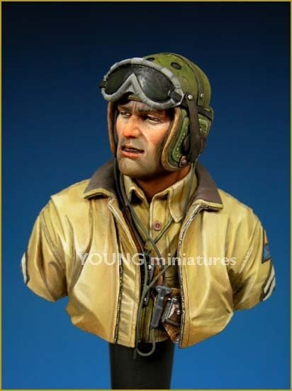 Young Miniatures YM1808 U.S. TANK CREW Europe WWII 1/10