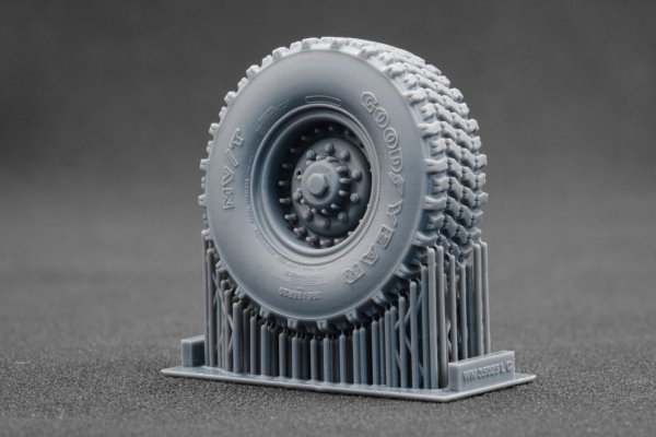 ScaleX WM 35025 Himars CTIS Ordinary wheel set (for Foreart) 1/35