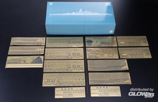 Glow2B 5058052 Yamato Battleship Premium 1/200