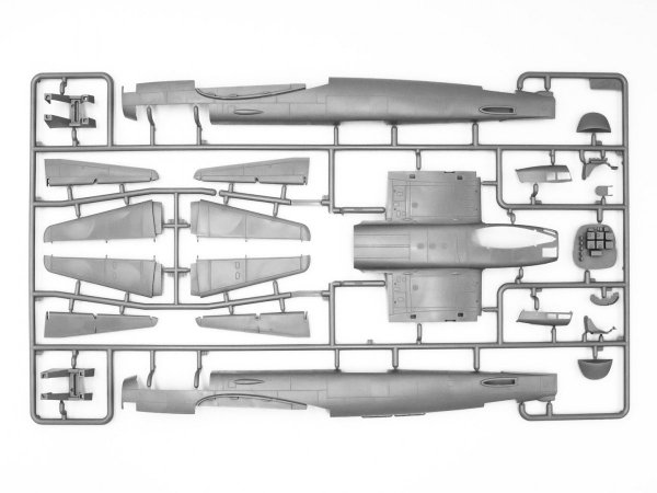 ICM 48100 Mistel 1 WWII German Composite Aircraft 1/48