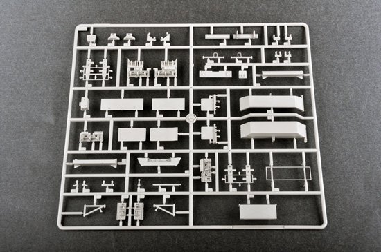 Trumpeter 01023 MPQ-53 C-Band Tracking Radar 1/35