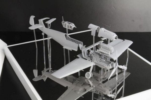 Dragon 5550 Bf109E-4 (WING TECH) - Warbirds 1/48