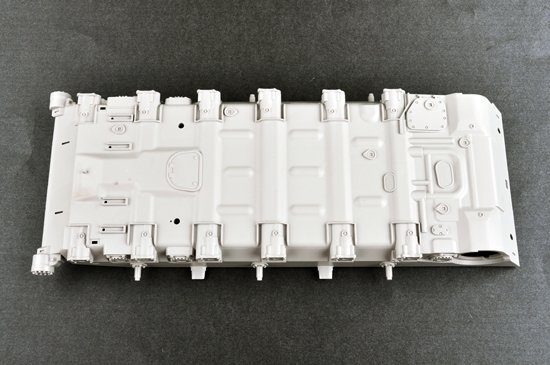 Trumpeter 00924 Russian T-72B MBT 1/16