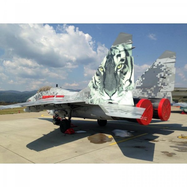 MR. Paint MRP-041 Red Engine covers for aircraft 30ml