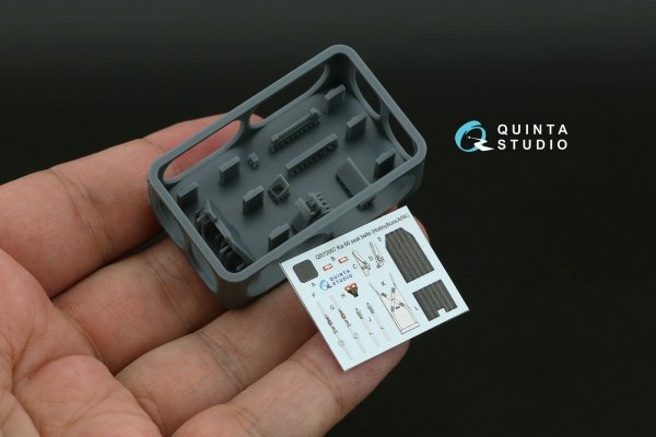 Quinta Studio QD+72252 Ka-50 (black panels) 3D-Printed &amp; coloured Interior on decal paper (HobbyBoss/ARK) (with 3D-printed resin parts) 1/72
