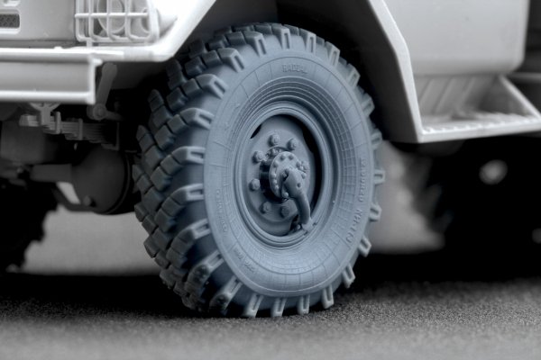 ScaleX WM 35018S ZIL 131 Sagged wheel set for Trumpeter kit 1/35