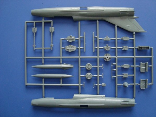 Kozavody Prostejov KPM0108 MiG-21UM „Mongol B“ (1:72)
