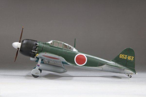 Fine Molds FZ04 IJN A6M5a Carrier Fighter Zero Model 52 1/48