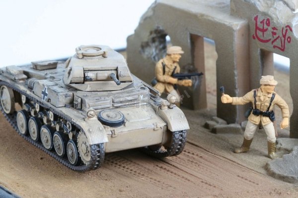 Revell 63229 PzKpfw II Ausf. F - model set 1/76