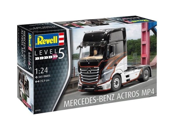 Revell 07439 Mercedes-Benz Actros MP4 1/24