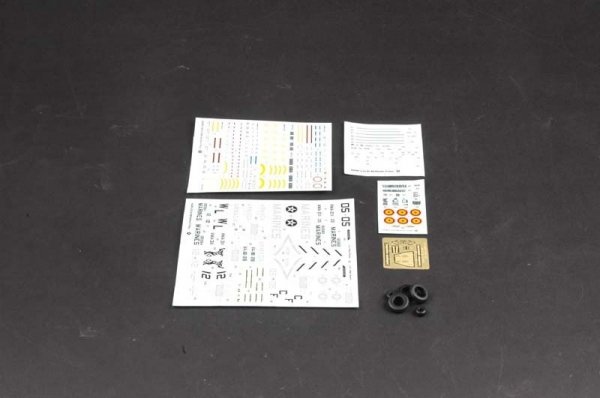 Trumpeter 02286 AV-8B Harrier II Plus (1:32)